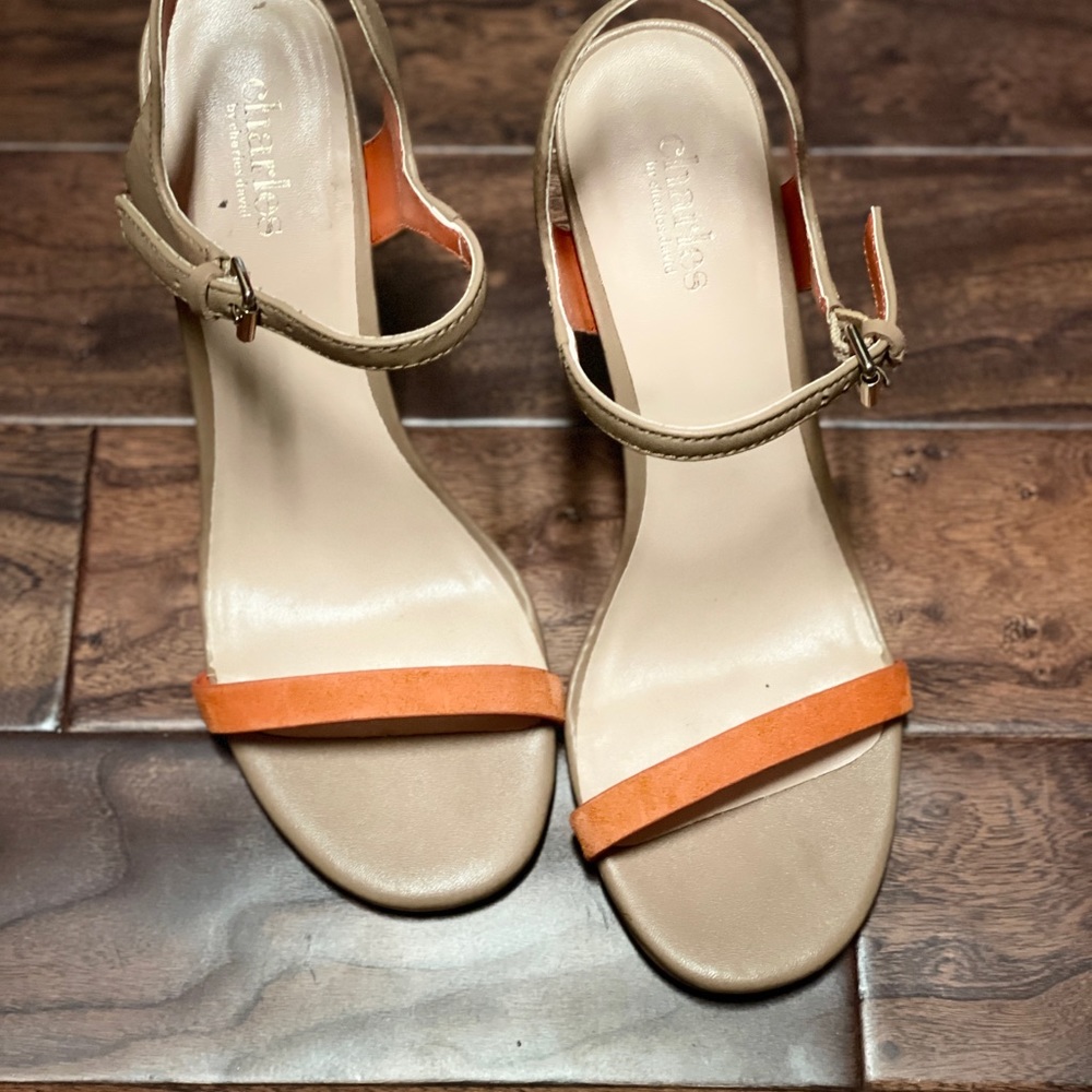 Tangerine and Taupe sandals - Picture 4 of 5